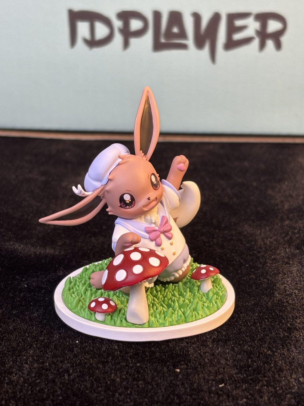 「In-stock」1/20 Female Eevee Figure - Image 3
